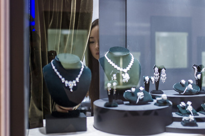 ダイヤモンド、2020年以降は減産の見通し デビアス