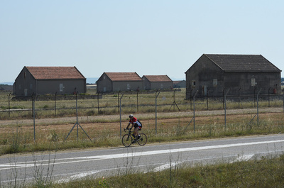 貨物列車から軍の武器を盗んだ疑いで男を逮捕、フランス