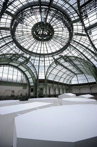 「モニュメンタ」、今年はエミリア＆イリヤ・カバコフ