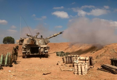 イスラエル、ガザ境界に部隊増派 国内では暴動激化