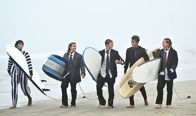 【今日の1枚】サーフィンで通勤？ カリフォルニア