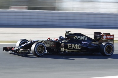 ロータス、カルメン・ホルダを開発ドライバーに起用