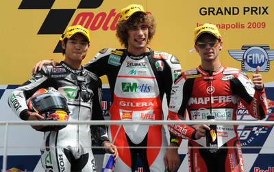 シモンセッリ 250ccクラスでシーズン4勝目、青山は2位、インディアナポリスGP