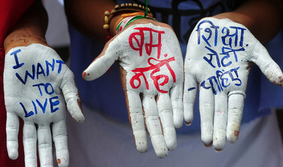 原爆の日、平和願いインドでも集会を開催