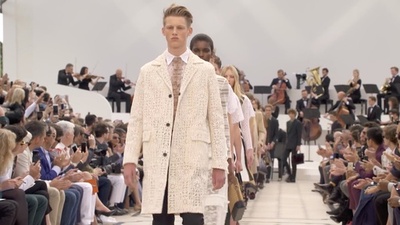 動画：「バーバリー プローサム」16年春夏メンズ