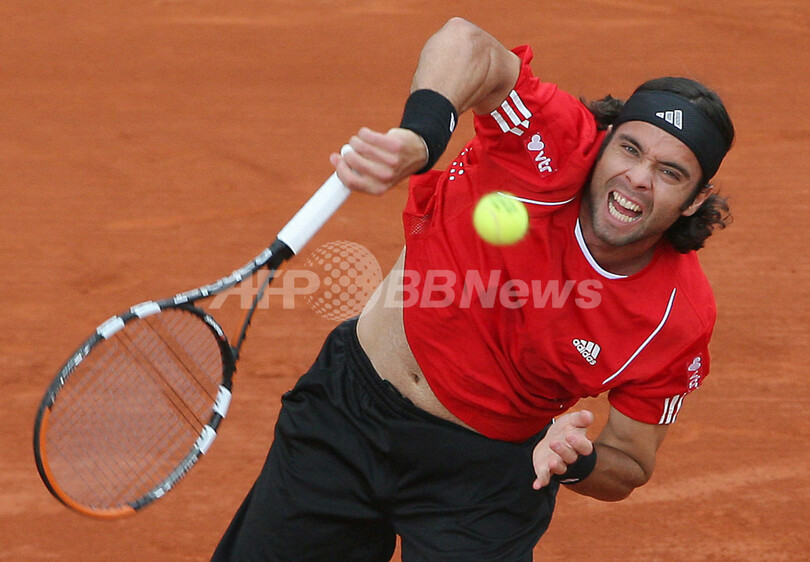 フェデラー ゴンザレスを下し全仏4強へ