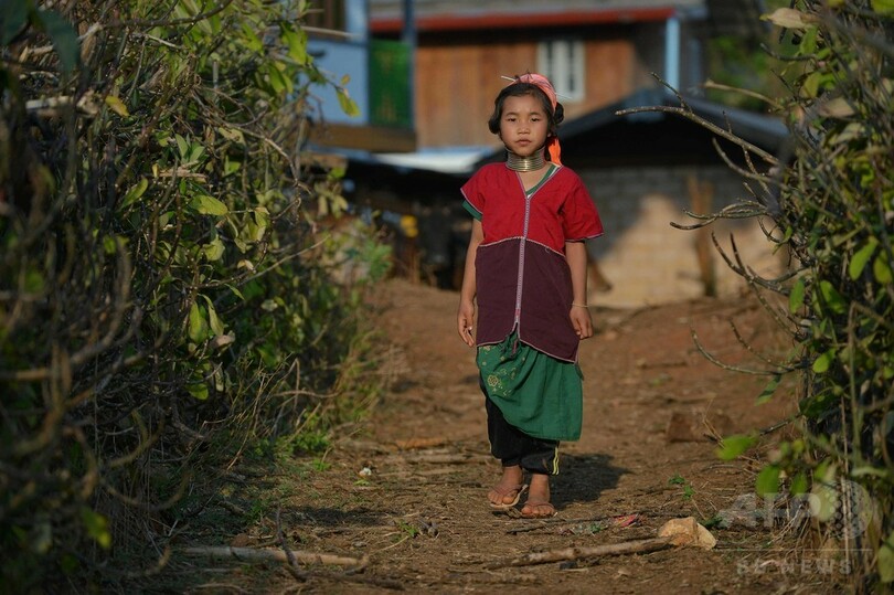 ミャンマー「首長族」女性、観光業に託す仲間の帰郷への願い