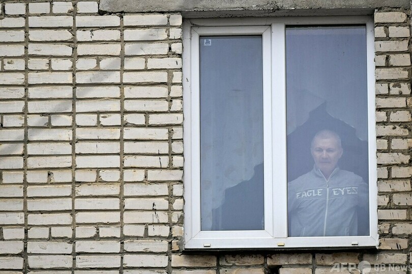「反戦画の少女」父に2年の求刑 ロシア検察