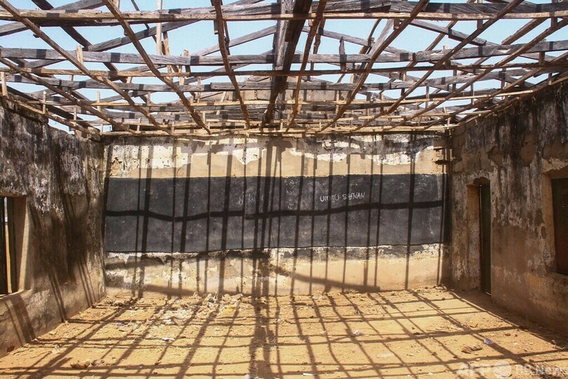 拉致された生徒ら130人超解放 ナイジェリア