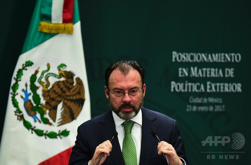 国境の壁、費用は麻薬組織が負担? 米高官発言をメキシコ歓迎