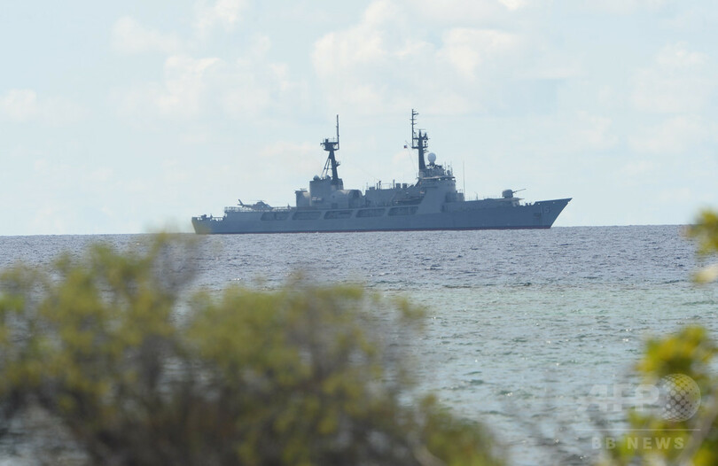 フィリピン、南シナ海での漁民の避難所建設を中止 中国の反発受け