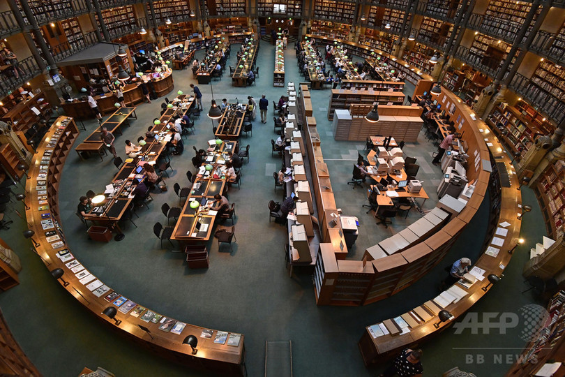 モザイク画のように芸術的な閲覧室 仏国立図書館 写真15枚 国際ニュース Afpbb News