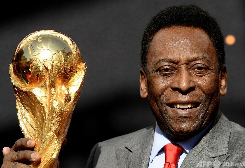 CBF ペレ 85周年 ブラジルサッカー　記念　金メダル ペレ氏が死去 82歳 サッカー元ブラジル代表のレジェンド 写真9枚 国際