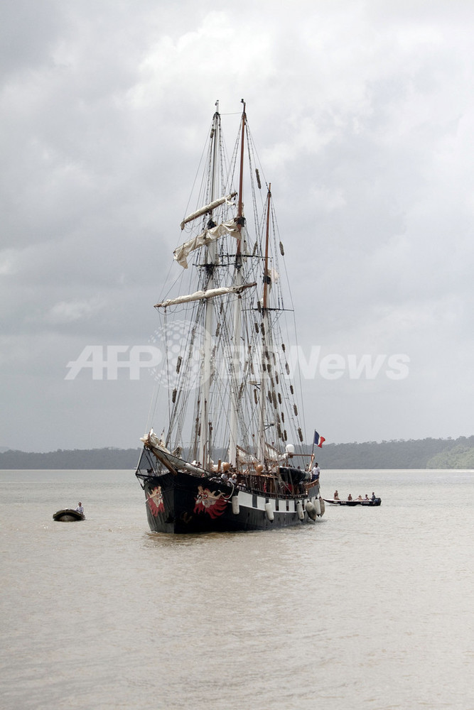航海中のフランス帆船、南米の仏領ギアナに到着 写真6枚 国際 航海中のフランス帆船、南米の仏領ギアナに到着 写真6枚 国際