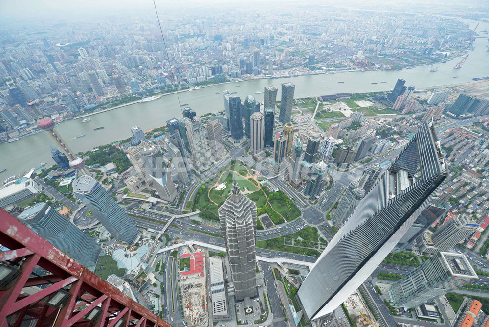 パールタワー アジア最高層ビルからの絶景、上海タワー 写真14枚 国際ニュース