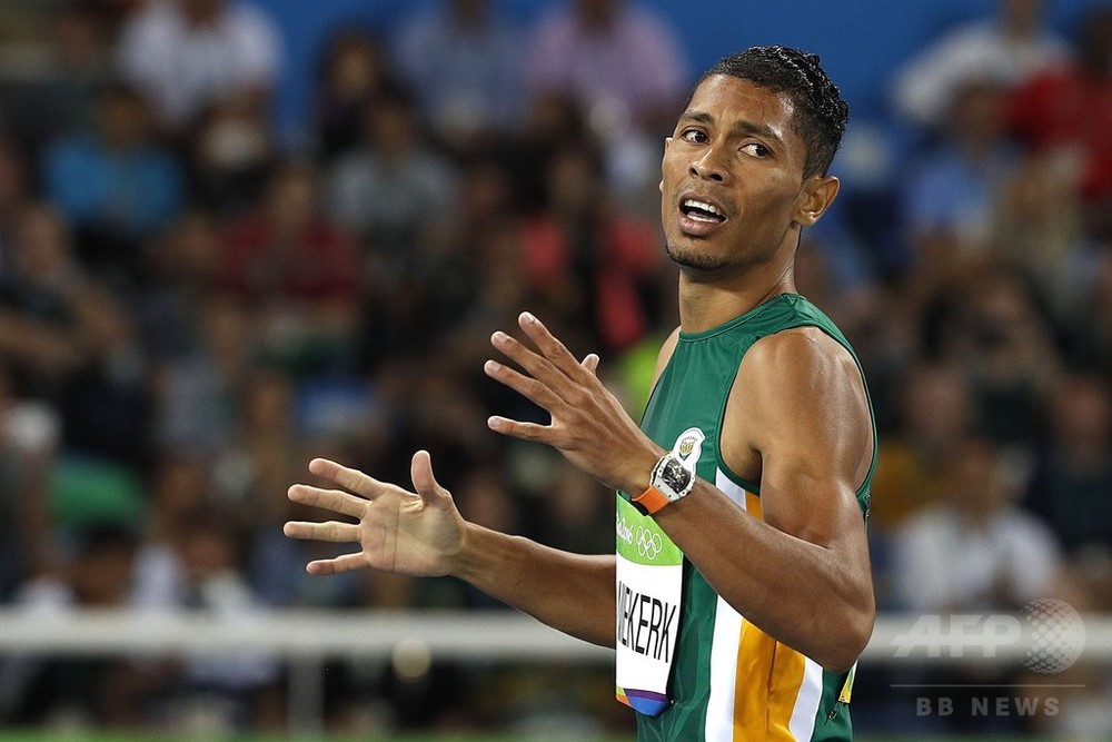 国際ニュース：AFPBB Newsバンニーキルクが男子400mで金、世界記録破られたジョンソン氏「完敗だ」