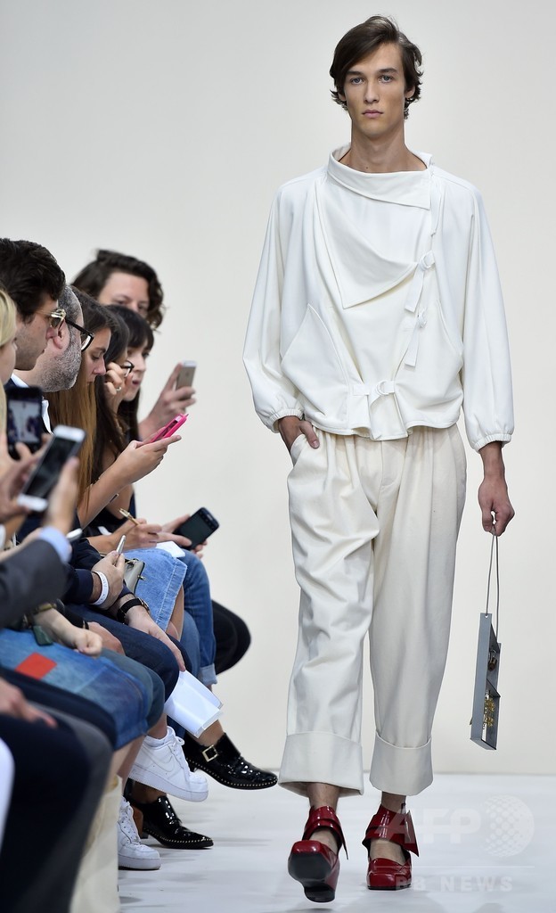 「J.W.アンダーソン」16年春夏メンズ