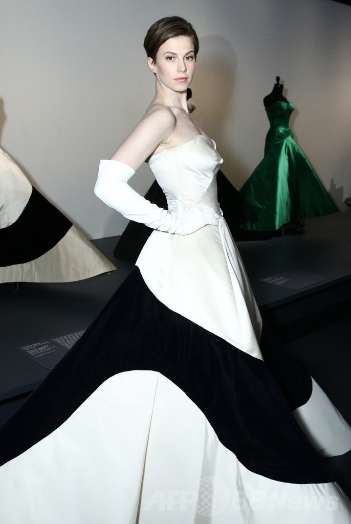 チャールズ ジェームス回顧展 プレスプレビューにアナ ウィンターら出席 国際ニュース Afpbb News
