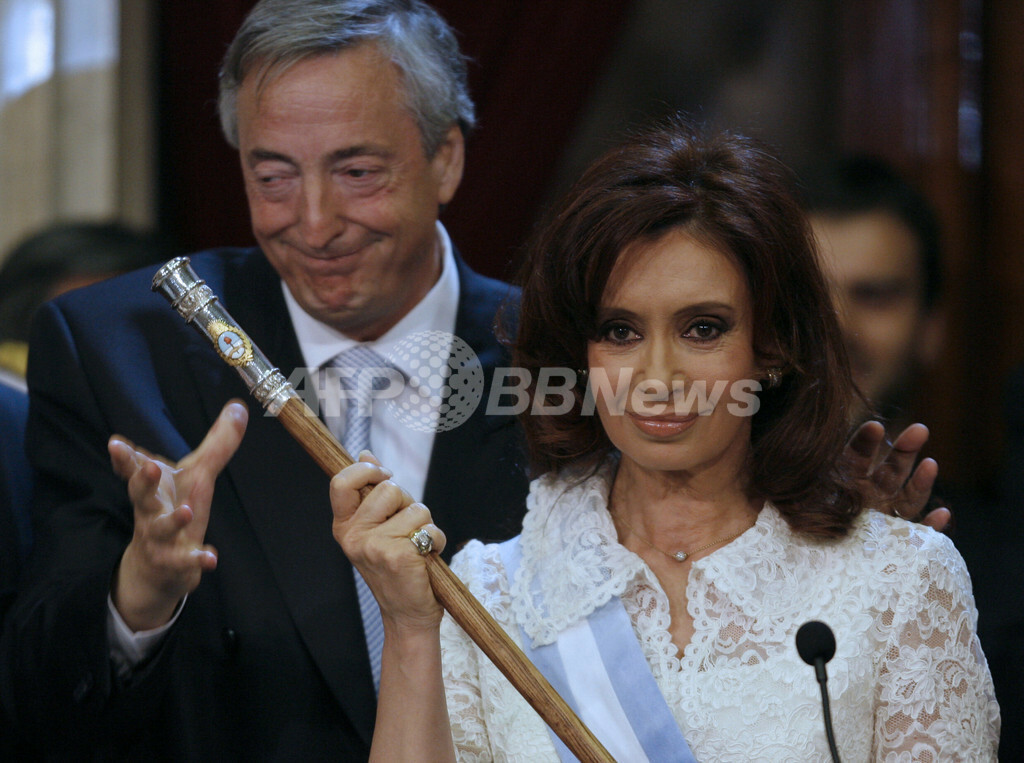 前ファーストレディーがアルゼンチン初の女性大統領に就任 国際ニュース Afpbb News