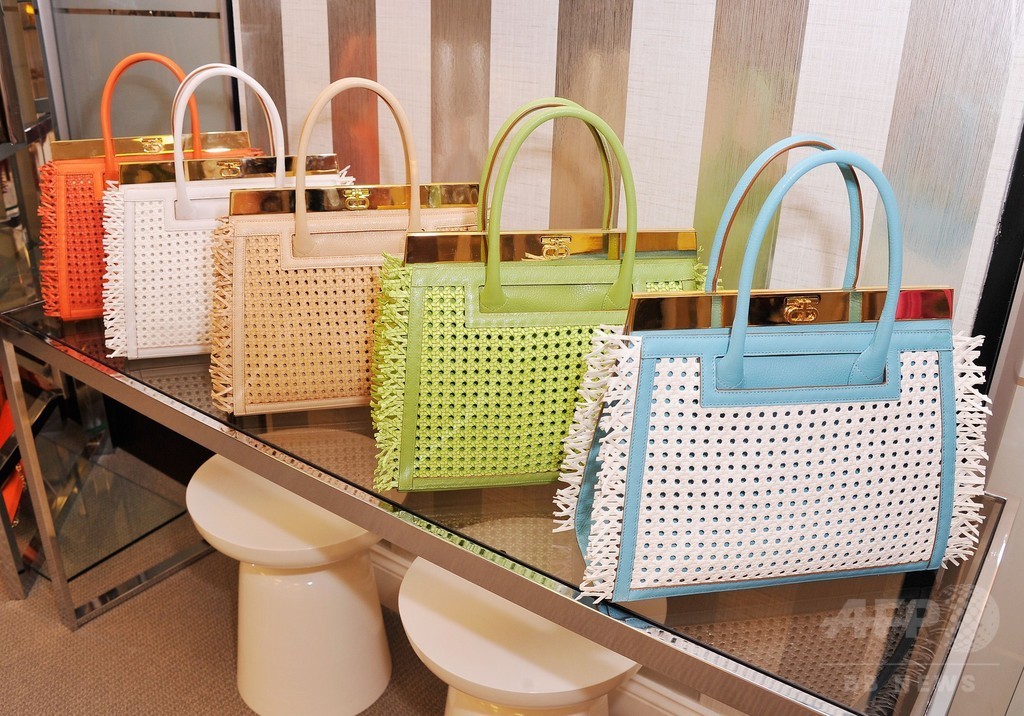 トミー・ヒルフィガーの妻が展開する「ディー・オクレッポ」、新作発表