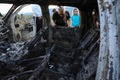 メキシコ北部ソノラ州で襲撃されたモルモン信徒の一家が乗っていた車の内部（2019年11月5日撮影）。(c)STR / AFP 