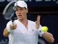 ドバイ・テニス選手権（Dubai Duty Free Tennis Championships 2014）、男子シングルス準決勝。リターンを打つトマス・ベルディハ（Tomas Berdych、2014年2月28日撮影）。(c)AFP/KARIM SAHIB