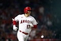 9月28日のオークランド・アスレチックス戦で安打を放った米大リーグ（MLB）、ロサンゼルス・エンゼルスの大谷翔平（2022年9月28日撮影）。(c)Ronald Martinez/Getty Images/ AFP