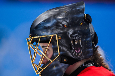 頭が気になる？ 趣向凝らしたヘルメットの選手 北京冬季五輪