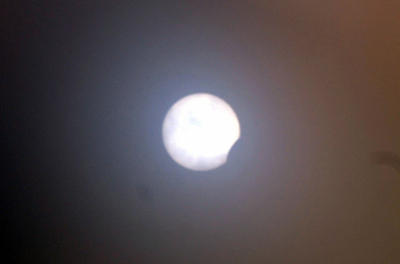 太陽の光がリング状に見える「金環日食」、アフリカやアジアで観測