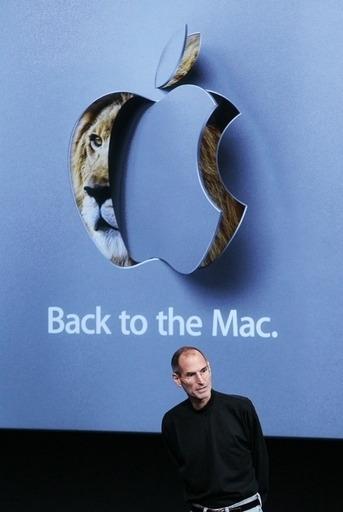 iPadにiPhone4、ヒット連発した2010年のアップル