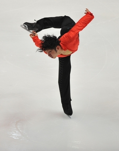 フィギュア四大陸、高橋がSP首位