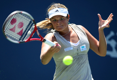 ウズニアッキ バンマーを下し準々決勝進出