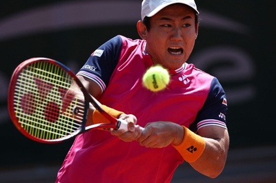 西岡良仁が全仏OP初戦突破 2セットダウンから逆転勝利