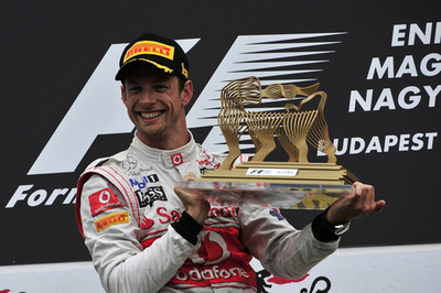 バトン 参戦200戦目を優勝で飾る、F1ハンガリーGP