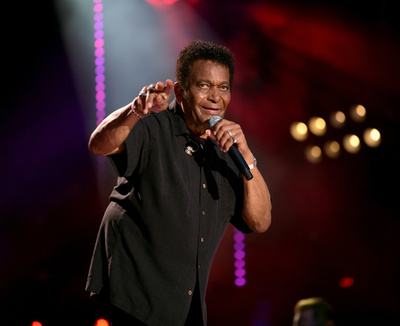 米カントリー歌手のチャーリー・プライドさん死去、86歳