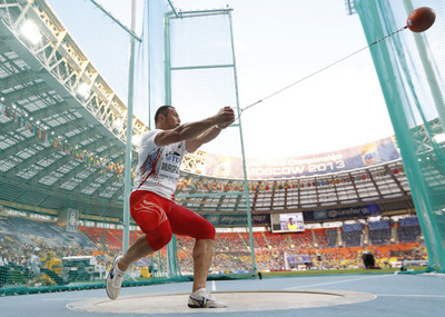 室伏が男子ハンマー投げ6位入賞、第14回世界陸上