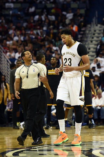 ロンドに侮辱されたNBA審判、同性愛者であることを公表