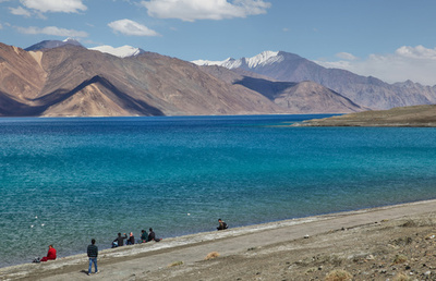 中印両国軍、ヒマラヤの係争地で小競り合い 中国側が投石か