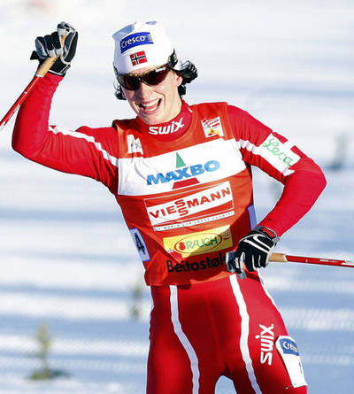 ノルウェーI W杯第2戦・女子4x5キロメートルリレーで優勝