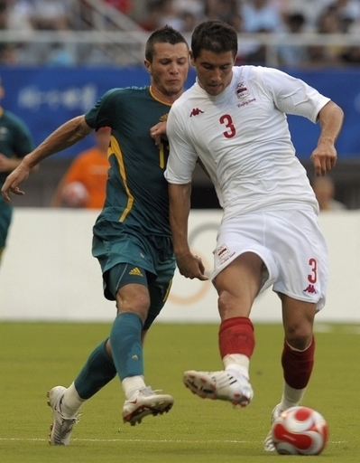 男子オーストラリア 五輪初戦でセルビアと分ける