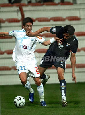 <サッカー モハメッド・ビン・ラーシド・アル・マクトゥーム国際選手権>マルセイユ ラツィオに敗れ決勝進出ならず UAE 写真6枚