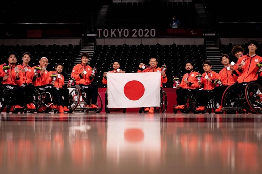 車いすバスケ男子日本が銀メダル 決勝で米国に惜敗 東京パラ