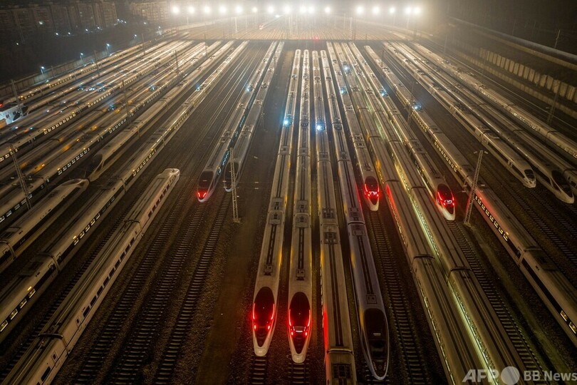 【今日の1枚】出発進行、連なる高速列車 中国