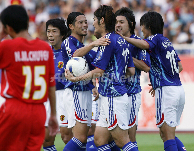 日本 ベトナムに快勝しグループ首位で準々決勝進出