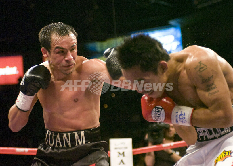 マニー・パッキャオ マヌエル・マルケスを降しWBCスーパーフェザー新王者に