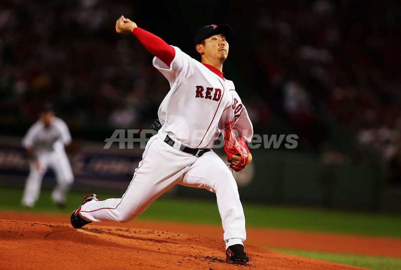 松坂5回2失点 レッドソックス3連勝でワールドシリーズヘ