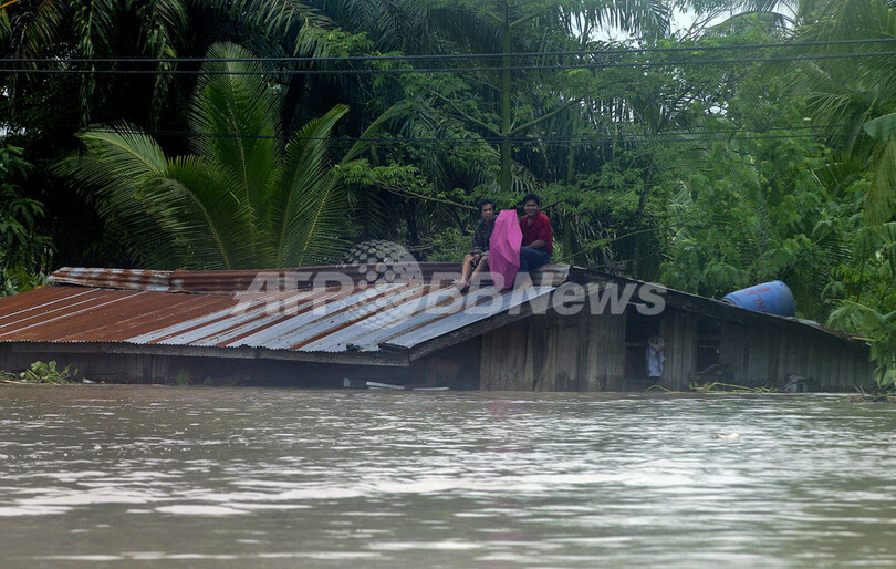台風で約700人を乗せたフェリー沈没、フィリピン中部