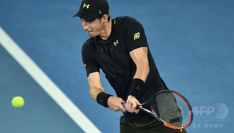 マレーが足首ひねるアクシデント、全豪制覇に向け暗雲か