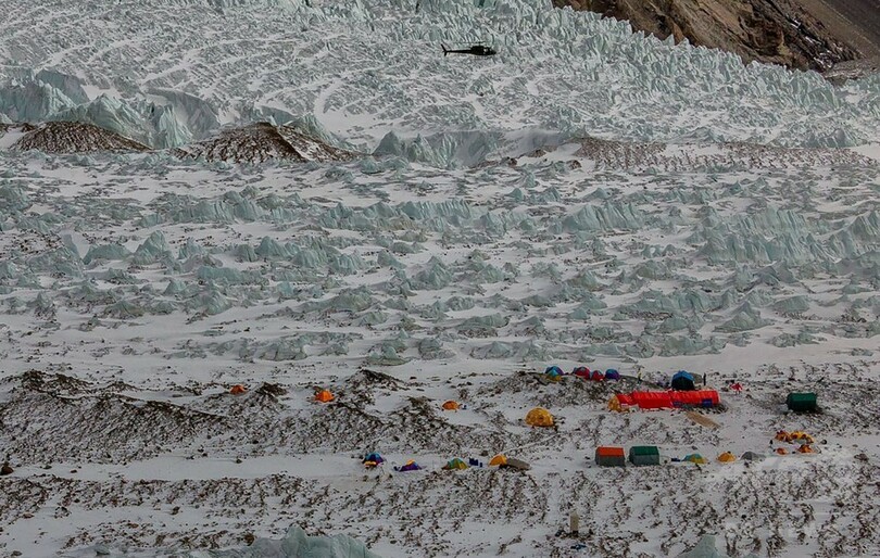 高峰K2の冬期初登頂チームに不和、1人が初単独登頂に挑む