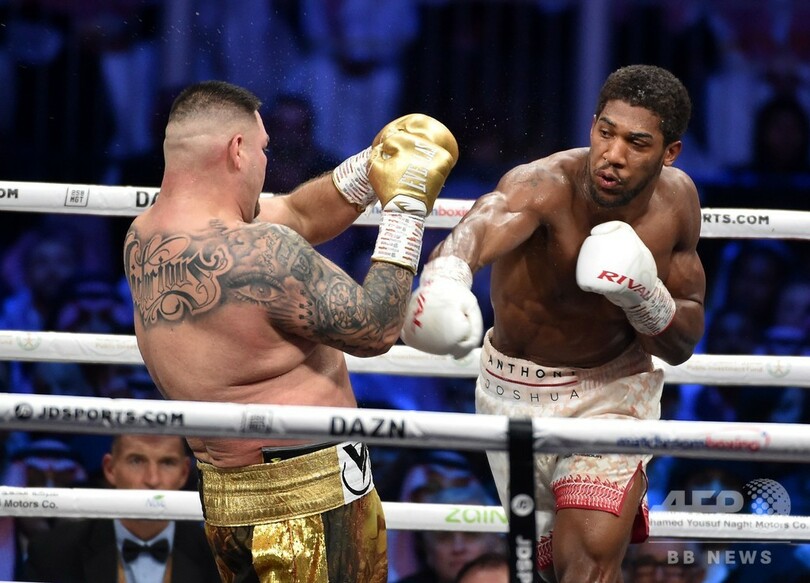 ジョシュアがヘビー級3団体の王座奪還、ルイスとの再戦に完勝